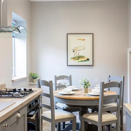 度假居 Kist Accommodates - Belmont Dene *