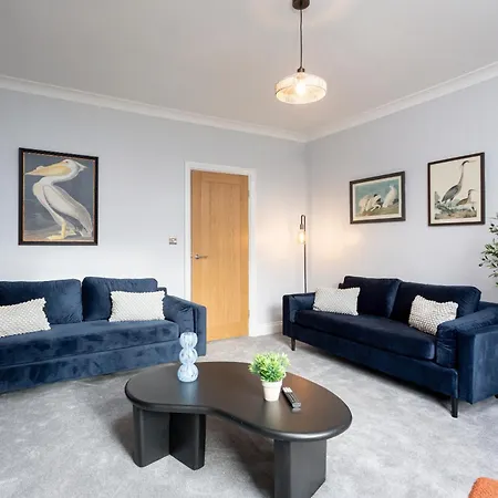 Kist Accommodates - Belmont Dene *