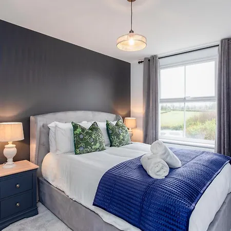 Kist Accommodates - Belmont Dene Holiday home